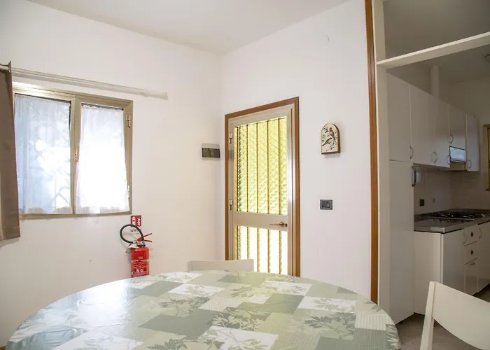 Pine-front Steps From The Affittacamere