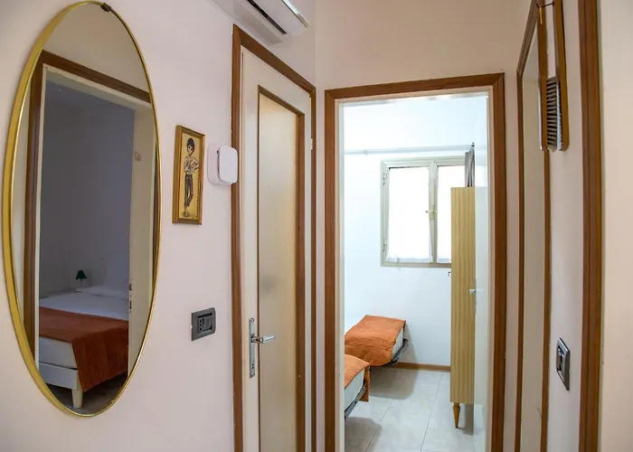 Pine-front Steps From The Affittacamere Eraclea Mare