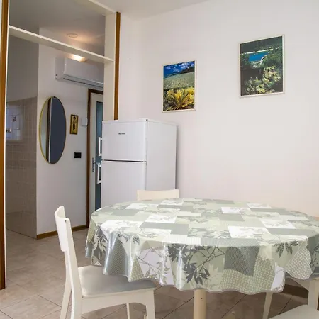 Pine-front Steps From The Гостевой дом Эраклея-Маре