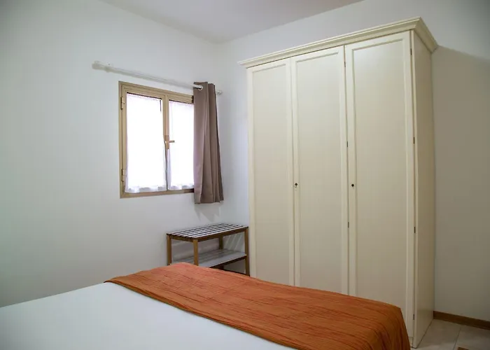 Pine-front Steps From The Эраклея-Маре