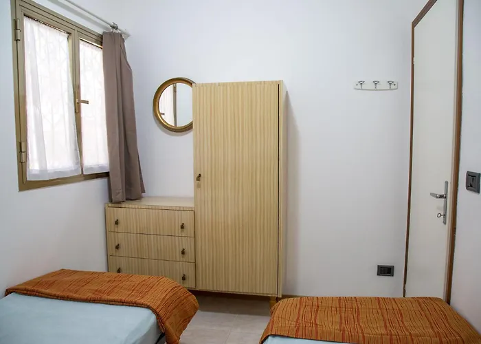 Pine-front Steps From The Pensjonat 3*